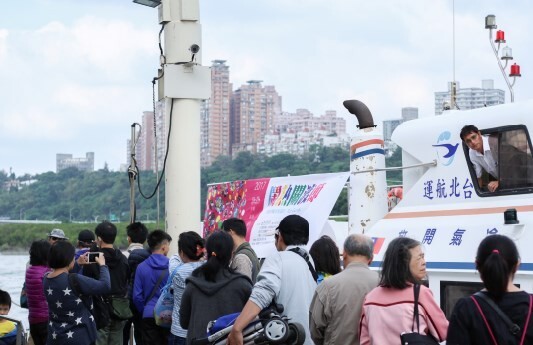 鬧熱關渡節圖片